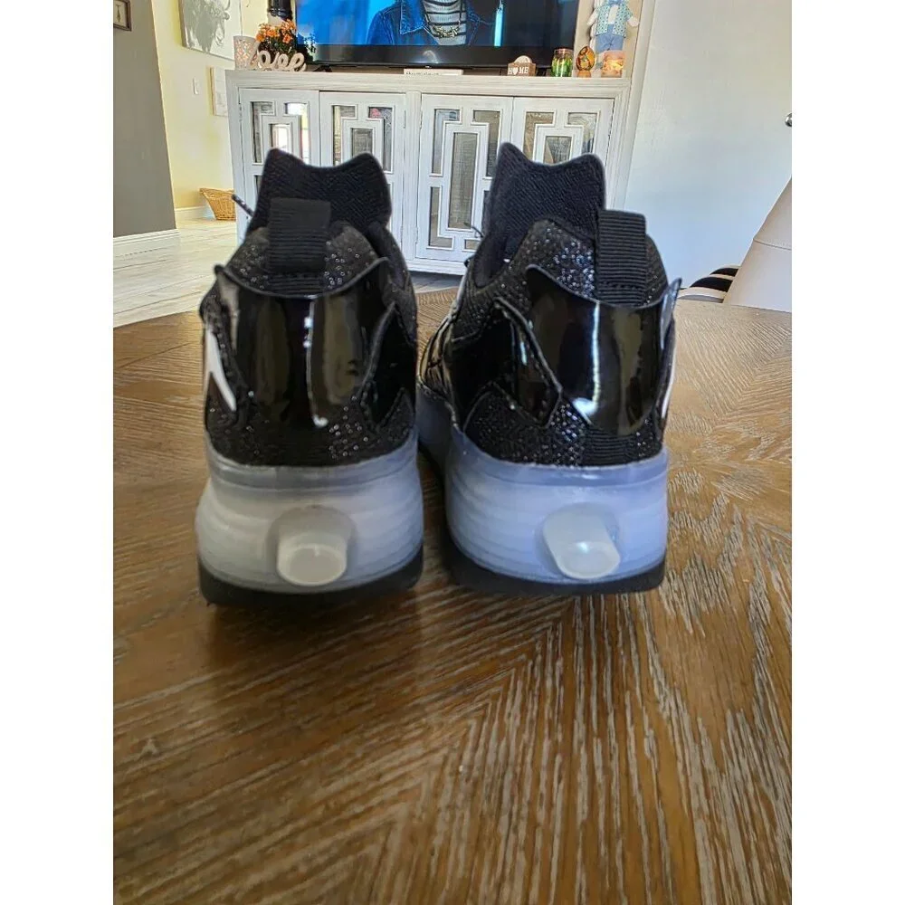 Big Kids Black Ainvlenan Light-Up Roller Sneakers‎ Skates, EU Size 35, US 4.5 B2
